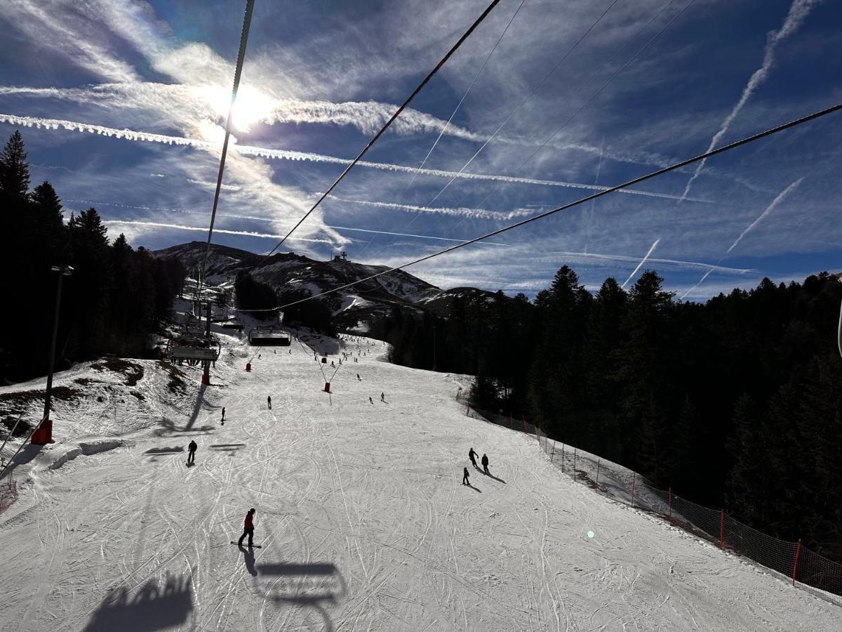 Belle Maison De Ville Au Coeur Du Village De Montagne วิค-ซูร์-แซร์ ภายนอก รูปภาพ