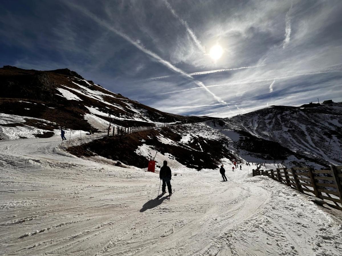 Belle Maison De Ville Au Coeur Du Village De Montagne วิค-ซูร์-แซร์ ภายนอก รูปภาพ