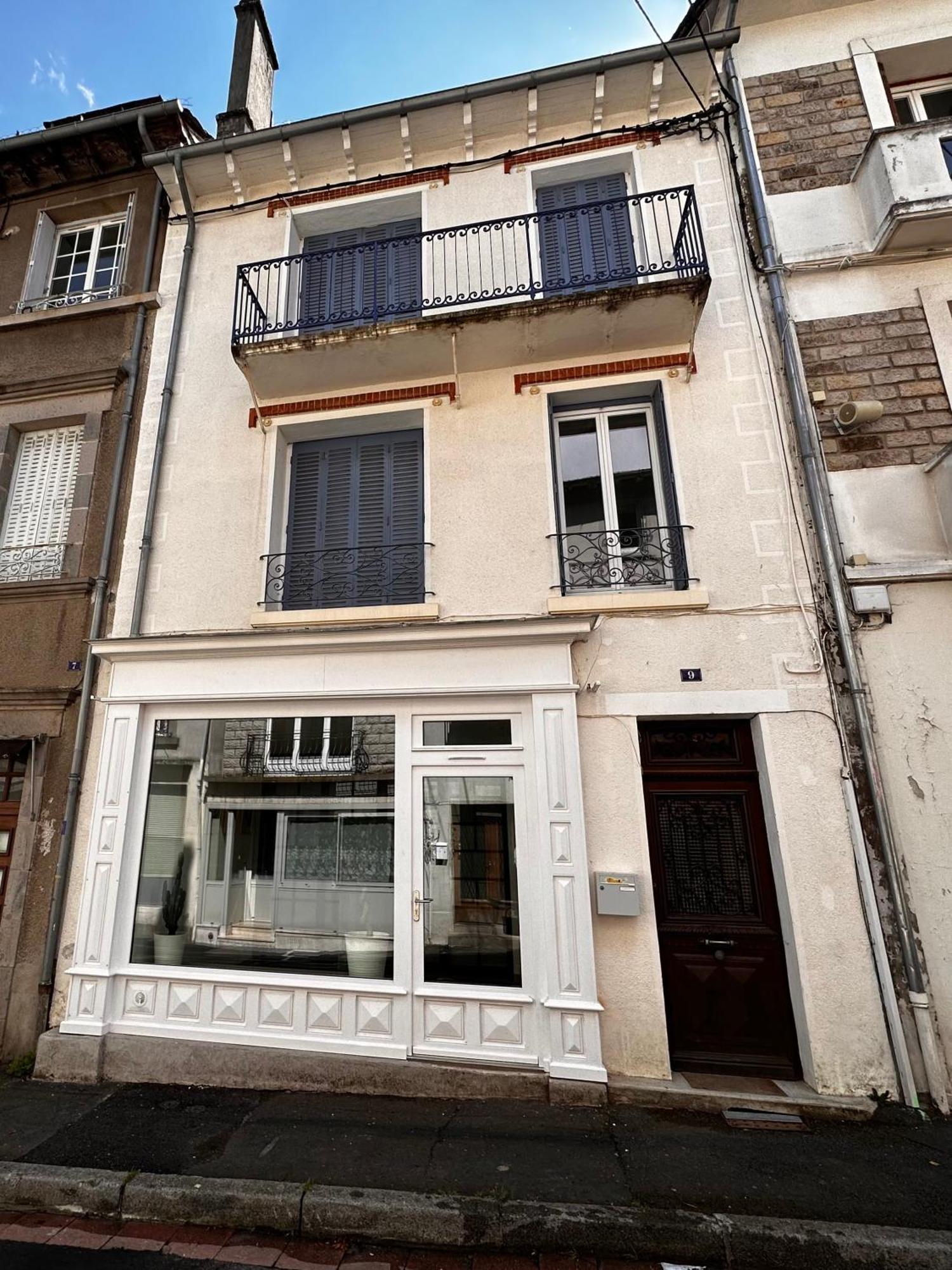 Belle Maison De Ville Au Coeur Du Village De Montagne วิค-ซูร์-แซร์ ภายนอก รูปภาพ